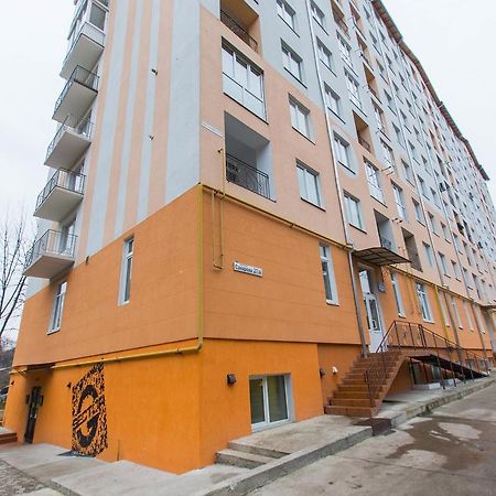 Modern Apartment On Akademika Sakharova 27A Ивано-Франковск Экстерьер фото