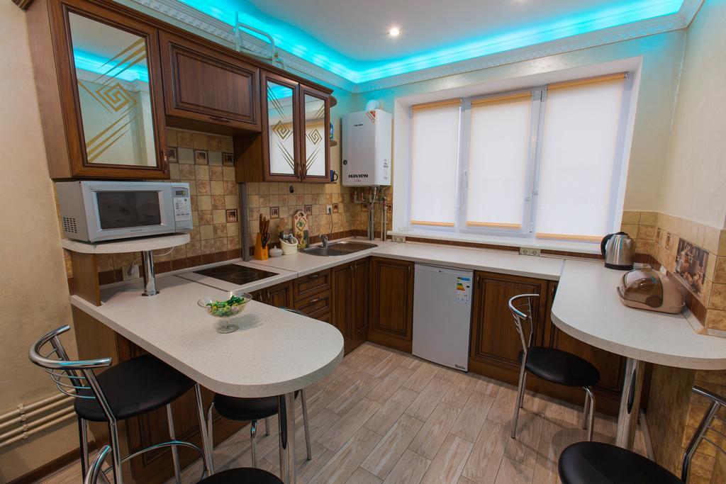 Modern Apartment On Akademika Sakharova 27A Ивано-Франковск Экстерьер фото