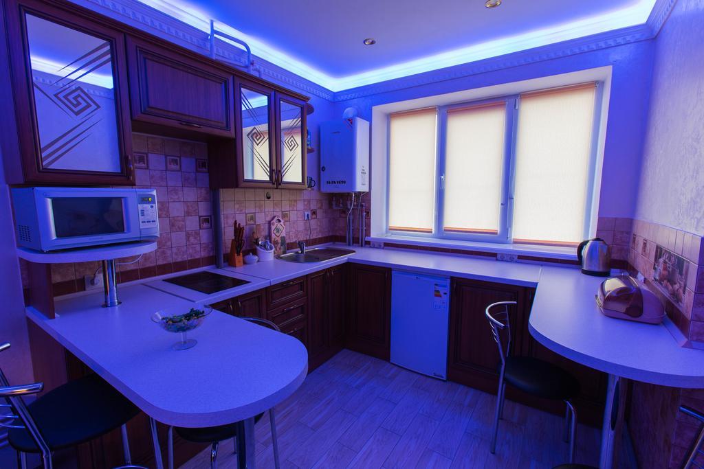 Modern Apartment On Akademika Sakharova 27A Ивано-Франковск Экстерьер фото